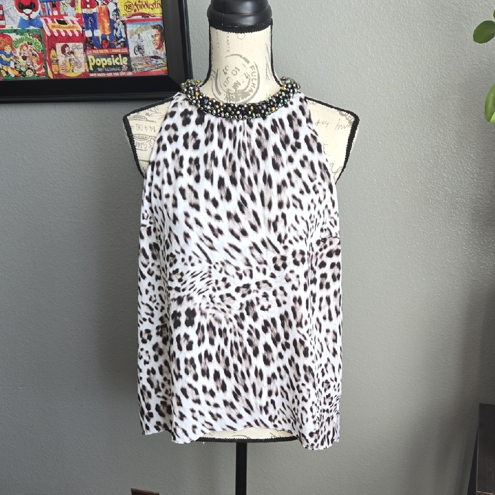 Jennifer Lopez Black and White Sleeveless Graphic Blouse